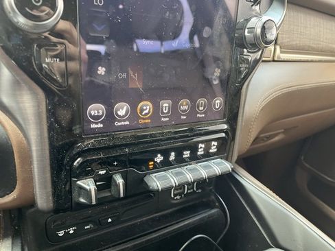 Used 2019 RAM 1500 Limited image 30