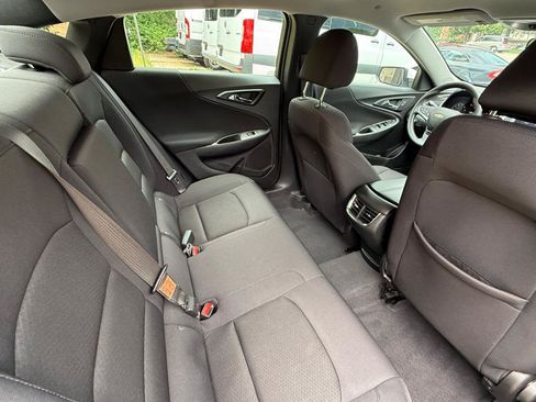Used 2023 Chevrolet Malibu LT FWD image 20