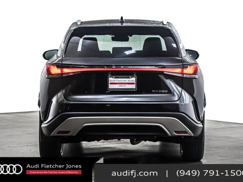 Used 2024 Lexus RX 350 w/ Luxury Package image 4