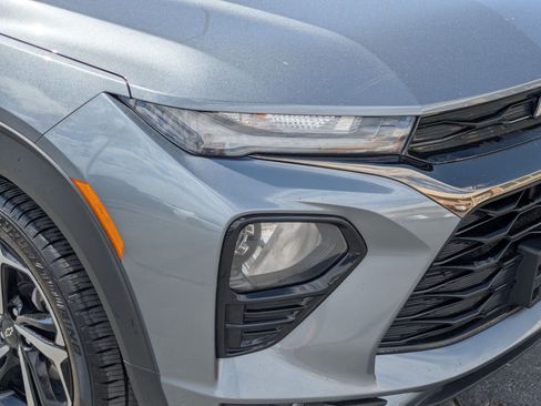 Used 2022 Chevrolet TrailBlazer RS w/ Convenience Package FWD image 10