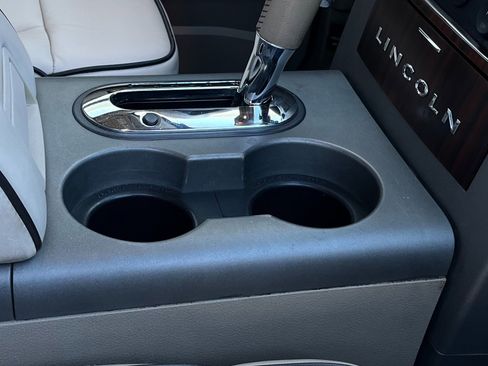 Used 2006 Lincoln Mark LT 4x4 image 29