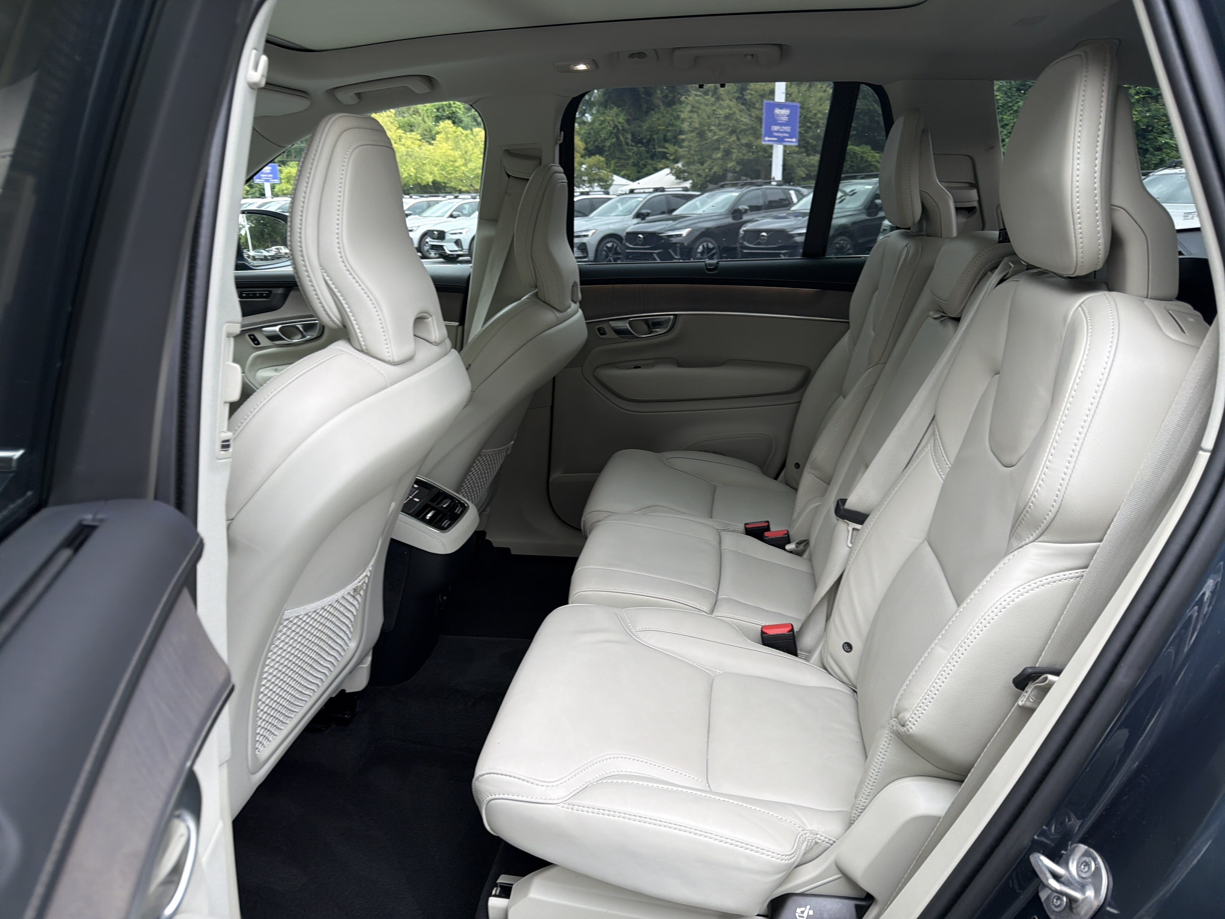 Certified 2026 Volvo XC90 B6 Ultra AWD/4WD image 5