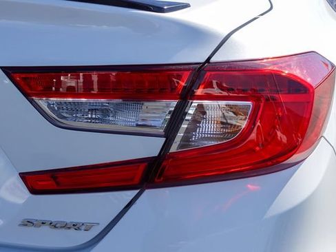 Used 2022 Honda Accord Sport image 7