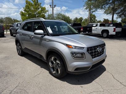 Used 2025 Hyundai Venue SEL