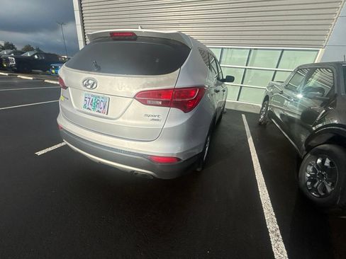 Used 2014 Hyundai Santa Fe Sport AWD/4WD image 4