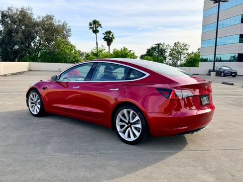 Used 2020 Tesla Model 3 Standard Range Plus RWD image 18