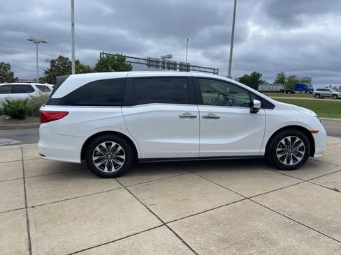 Used 2024 Honda Odyssey EX-L image 12