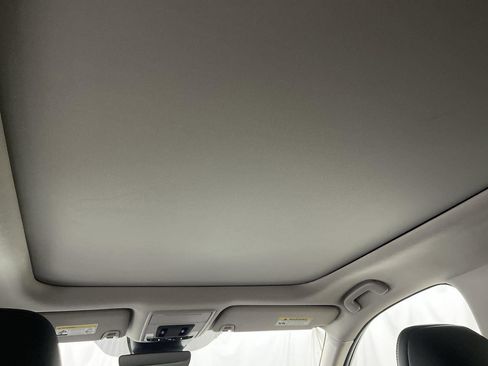 Used 2025 Honda Pilot Elite image 22