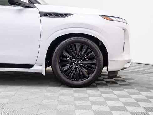 New 2026 INFINITI QX80 Luxe w/ Cargo Package image 32
