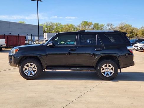 Used 2016 Toyota 4Runner Trail image 4