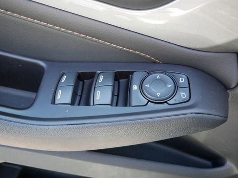 Used 2020 Chevrolet Traverse LT AWD/4WD image 15