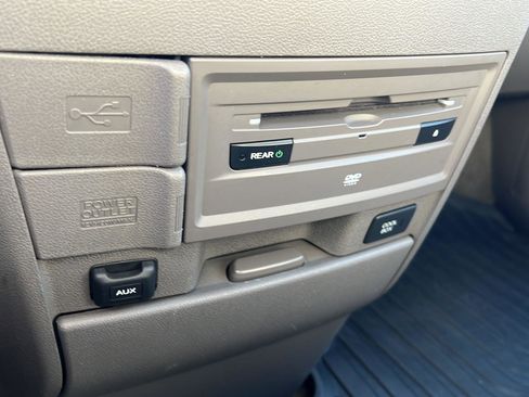 Used 2016 Honda Odyssey Touring image 25