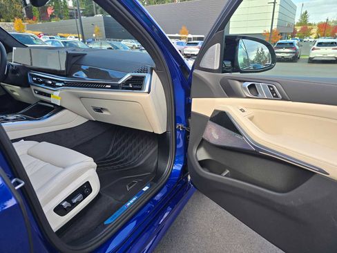 New 2026 BMW X5 M60i image 10