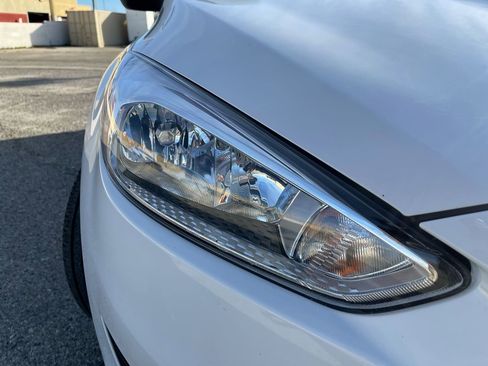 Used 2018 Ford Focus SE image 10