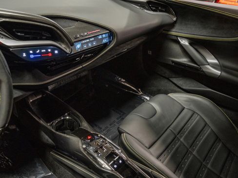 Used 2024 Ferrari SF90 Stradale image 31