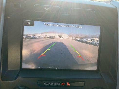 Used 2015 Ford F150 Lariat w/ Trailer Tow Package image 24