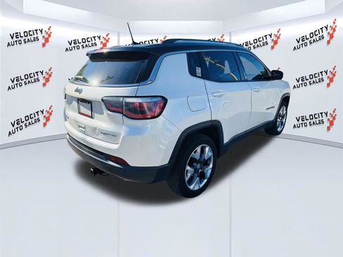 Used 2018 Jeep Compass Limited w/ Navigation Group image 3