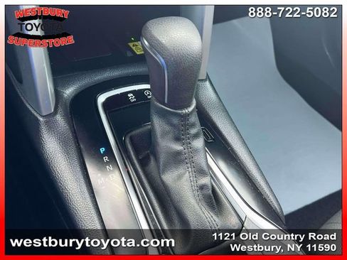 Used 2022 Toyota Corolla Cross LE w/ Moonroof Package image 29