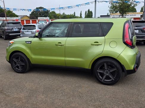 Used 2016 Kia Soul image 25
