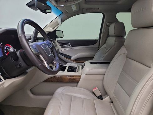 Used 2015 GMC Yukon Denali w/ Premium Package image 17