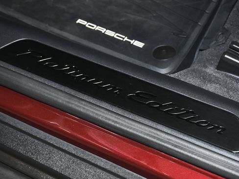 Used 2023 Porsche Panamera Platinum Edition image 12