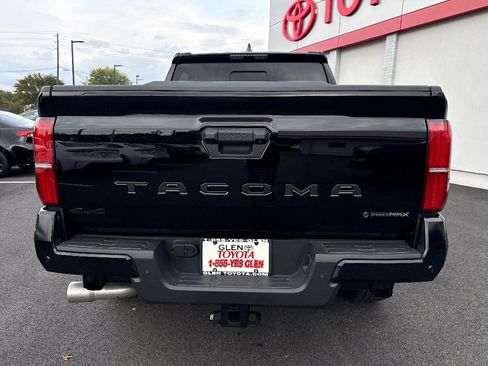 New 2025 Toyota Tacoma TRD Sport AWD/4WD image 18