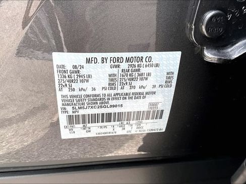 Used 2025 Lincoln Aviator Reserve w/ Equipment Group 201A AWD/4WD image 18