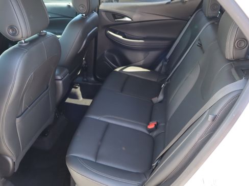 Used 2024 Buick Encore GX Sport Touring w/ Comfort Package FWD image 31