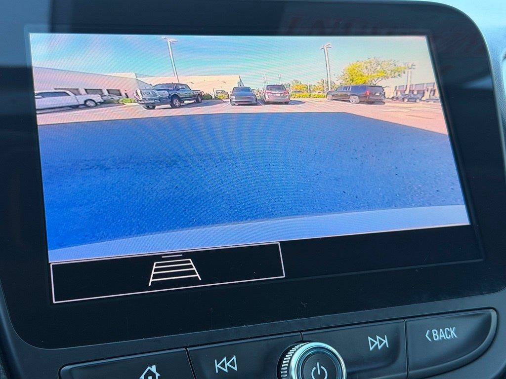 Used 2023 Chevrolet Malibu LS FWD image 21
