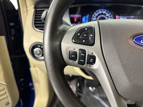 Used 2013 Ford Taurus SEL image 12