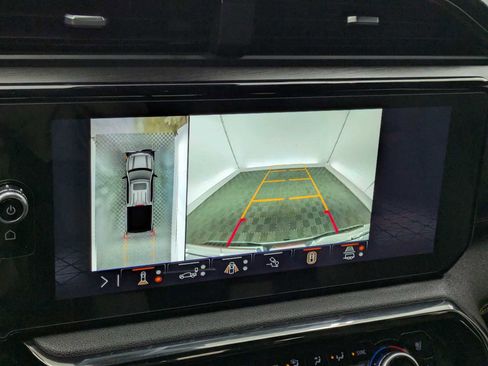 Used 2024 GMC Sierra 1500 AT4 w/ Technology Package image 28