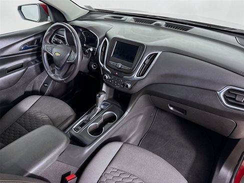 Used 2021 Chevrolet Equinox LT image 28