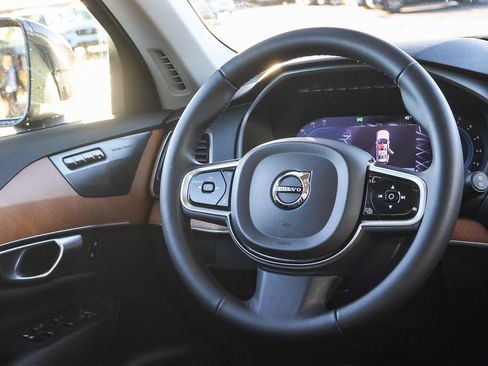 Used 2024 Volvo XC90 B6 Plus w/ Protection Package Premier image 27