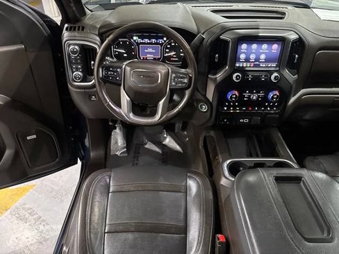 Used 2021 GMC Sierra 3500 Denali w/ Denali Ultimate Package AWD/4WD image 33