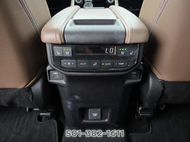Used 2024 Toyota Grand Highlander AWD image 17