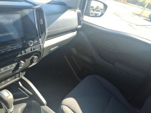 Used 2025 Nissan Frontier S image 20