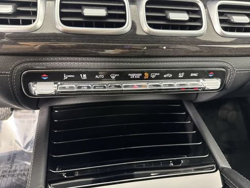 Used 2020 Mercedes-Benz GLE 450 4MATIC image 9