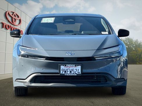 Certified 2024 Toyota Prius LE FWD image 8