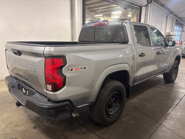 Used 2025 Chevrolet Colorado W/T w/ Advanced Trailering Package AWD/4WD image 4