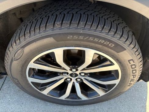 Used 2023 Ford Explorer ST AWD/4WD image 20