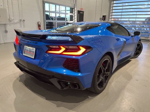 Used 2024 Chevrolet Corvette Stingray Preferred Cpe w/ Z51 Performance Package image 4