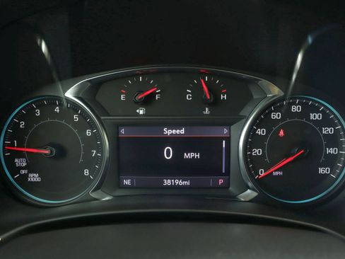 Used 2024 Chevrolet Equinox LT FWD image 11