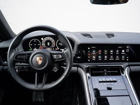 Certified 2025 Porsche Panamera 4 AWD/4WD image 21