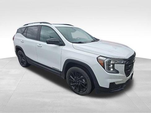 Used 2024 GMC Terrain SLE w/ Driver Convenience Package AWD/4WD image 1