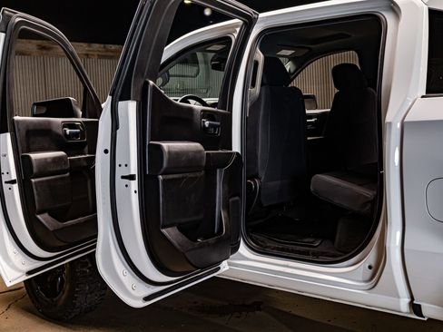 Used 2020 Chevrolet Silverado 1500 Custom Trail Boss image 24