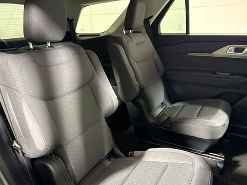 New 2026 Ford Explorer Active AWD/4WD image 15