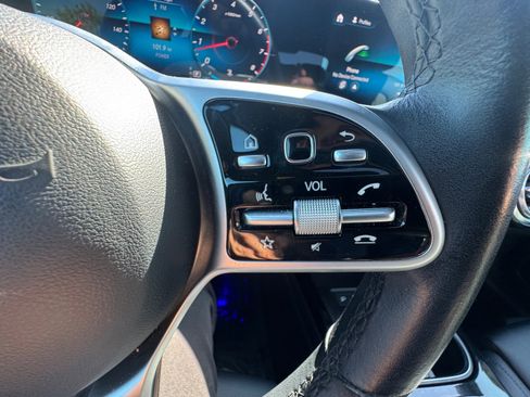 Used 2019 Mercedes-Benz A 220 4MATIC image 30