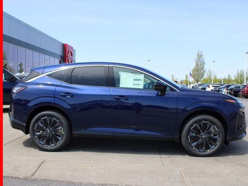 New 2025 Nissan Murano Platinum w/ Cargo Package image 3