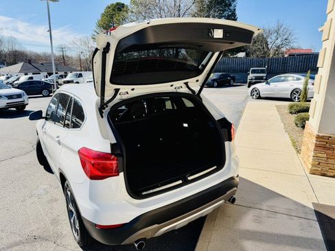 Used 2018 BMW X1 sDrive28i image 14