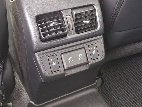 Used 2019 Subaru Outback 3.6R Limited w/ Popular Package #2 image 12